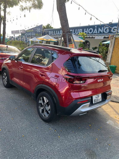 KIA SONET DELUXE 2023 ĐK 2024 - 13.000 KM - MÀU ĐỎ
