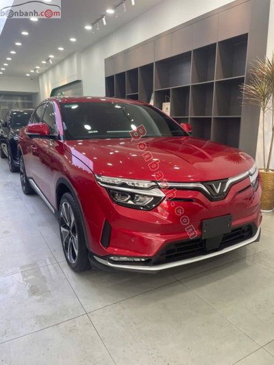 Xe VinFast VF8 Plus AWD 2023