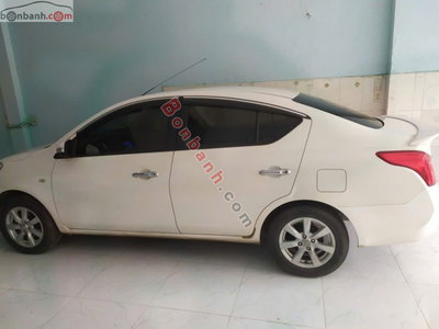 Xe Nissan Sunny XV 2016
