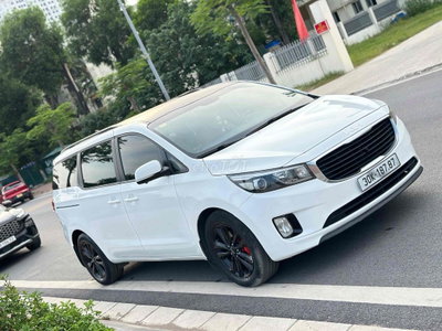 Kia Sedona 2018 2.2 Full dầu Trắng