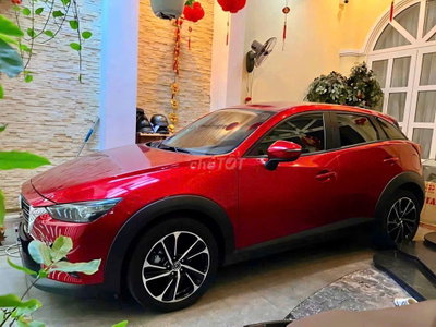Gia đình bán xe hiệu Mazda CX-3 SX 2024 mới 95%