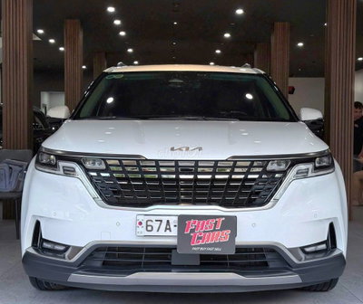 KIA Carnival 2022 Signature 38.400 km Trắng