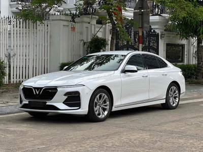 VinFast Lux A2.0 Plus 2022 Trắng 55000 km