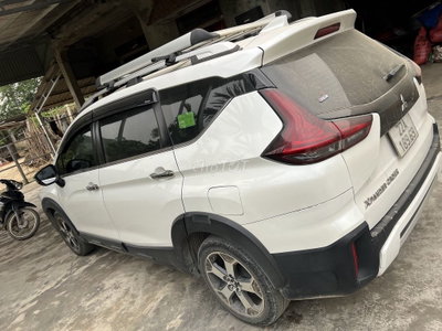 Mitsubishi Xpander Cross Trắng 2020