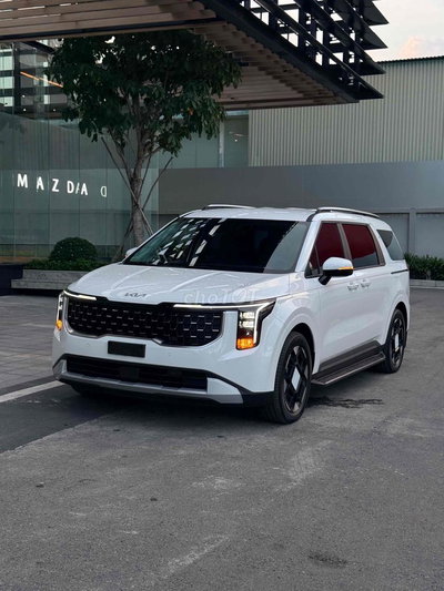 KIA Carnival 2025 2.2D Luxury Trắng