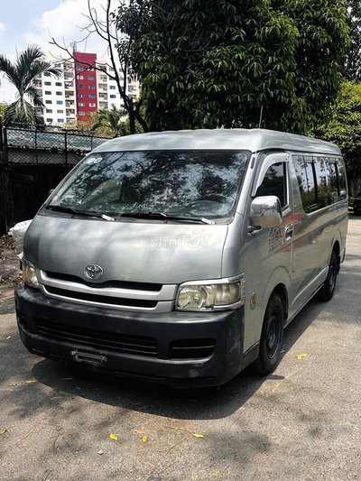 Toyota Hiace 2008 máy dầu, 6 chỗ