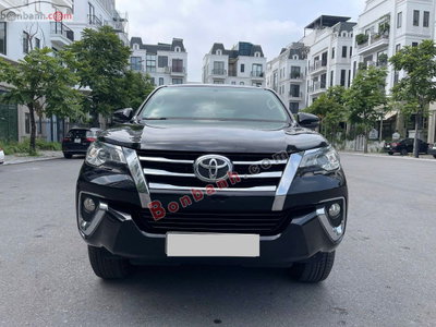 Xe Toyota Fortuner 2.7V 4x2 AT 2019