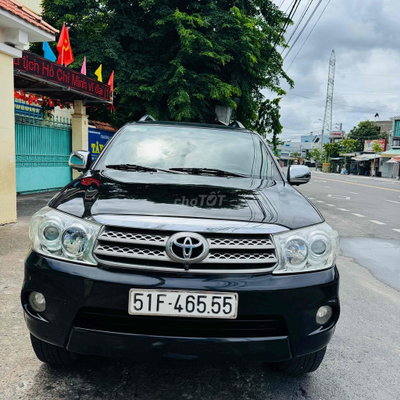 Toyota Fortuner 2009 Đen 130228 km