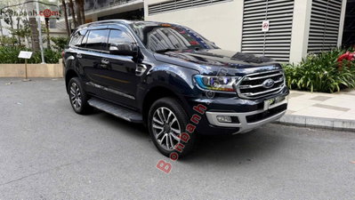 Xe Ford Everest Titanium 2.0L 4x4 AT 2020