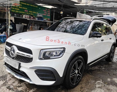 Xe Mercedes Benz GLB 200 AMG 2022