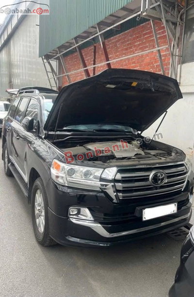 Xe Toyota Land Cruiser VX 4.6 V8 2016