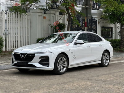 Xe VinFast Lux A 2.0 Nâng cao 2022