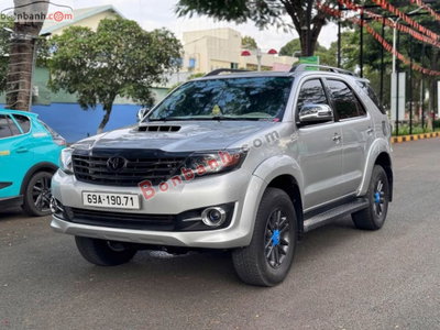 Xe Toyota Fortuner 2.5G 2016