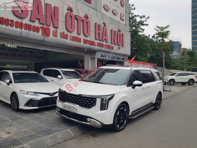 Xe Kia Carnival Signature 2.2D 2024