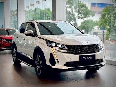 Peugeot 3008 Trắng 1.6L Turbo