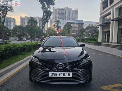 Xe Toyota Camry 2.0G 2020