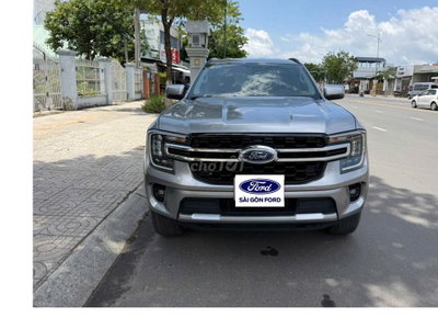 Ford Everest 2022 Amibiente 58.100km Bạc