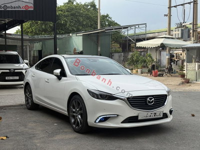 Xe Mazda 6 Premium 2.0 AT 2021