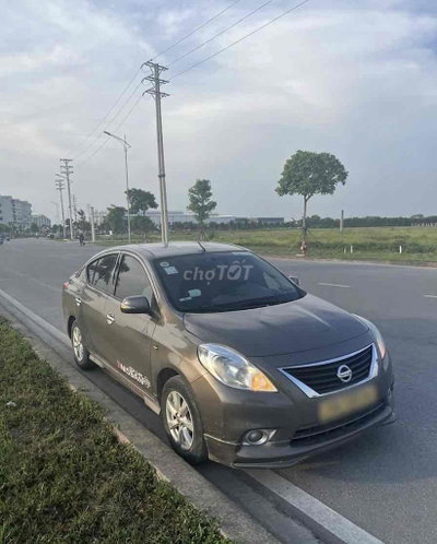 Nissan Sunny 2017 XV PremiumS 110000 km