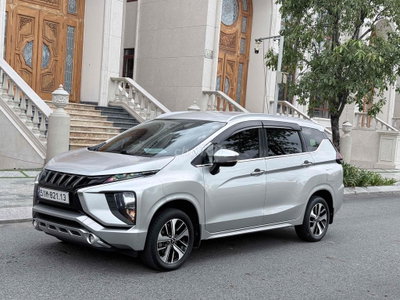 Mitsubishi Xpander 2018 1.5AT 100000 km Bạc