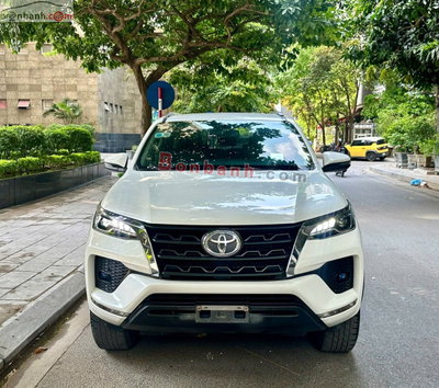 Xe Toyota Fortuner 2.4L 4x2 AT 2023
