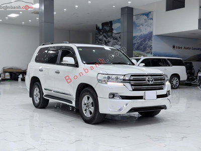 Xe Toyota Land Cruiser VX 4.6 V8 2014