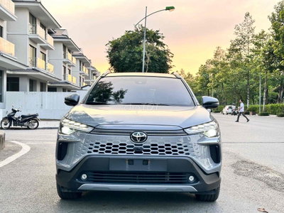 Toyota Hà Đông bán Cross V sx 2024 chạy 1,4vkm