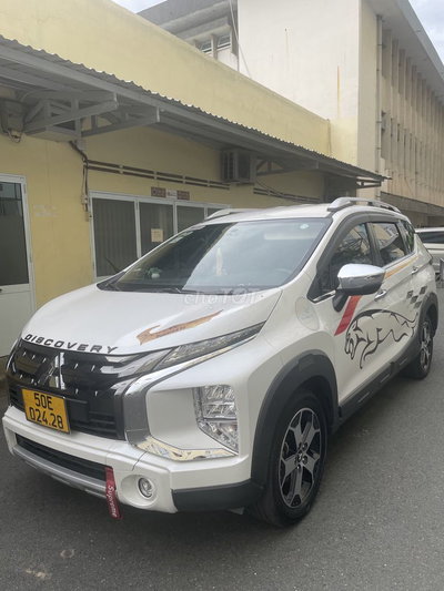 Mitsubishi Xpander Cross Trắng 7 chỗ