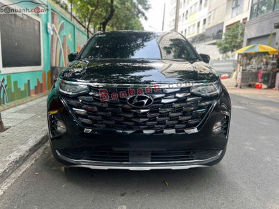 Xe Hyundai Custin Cao Cấp 2.0T 2024