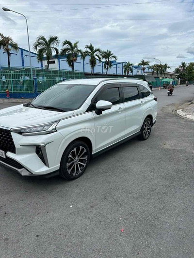Toyota Veloz bản tóp mới như xe thùng rin 100%