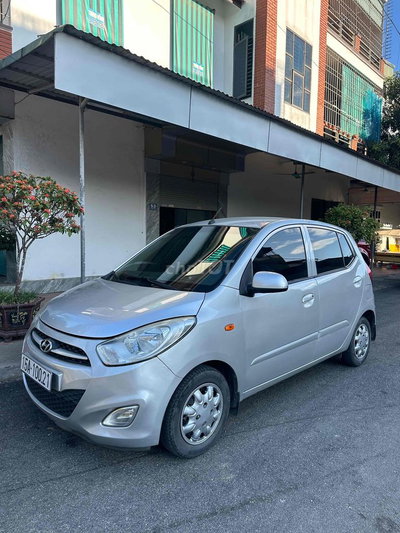 Hyundai i10 2013 Bạc Số sàn