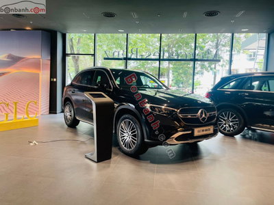 Xe Mercedes Benz GLC 200 4Matic 2026