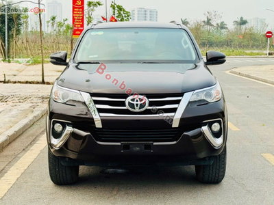 Xe Toyota Fortuner 2.4G 4x2 AT 2018