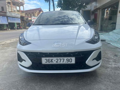 Hyundai Grand i10 Trắng