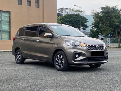 Suzuki Ertiga Hybrid 2023 màu xám
