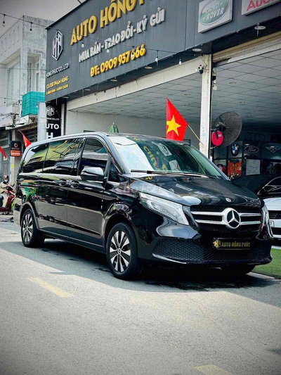 Mercedes-Benz V250 2021 Đen ghi 29675 km