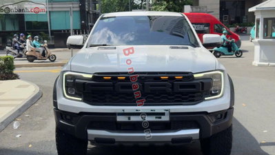 Xe Ford Ranger Raptor 2.0L 4x4 AT 2025