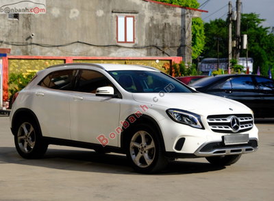 Xe Mercedes Benz GLA class GLA 200 2019