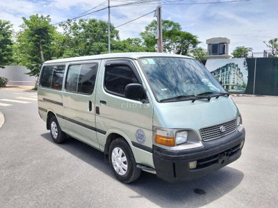 Toyota Hiace tải van xe đẹp suất sắc