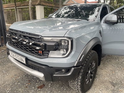 Ford Raptor cuối 2025 Xám 30.000 km