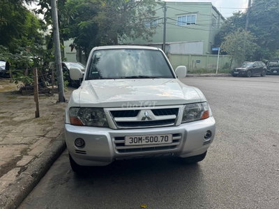 Mitsubishi Pajero V73 Trắng