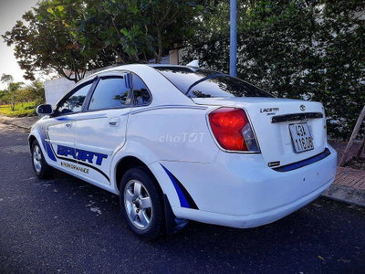 Daewoo Lacetti Trắng 5 chỗ