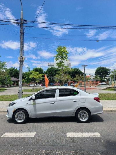 Mitsubishi Attrage 2021 MT 12000 km Trắng
