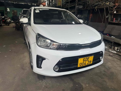 Kia Soluto 2022 Trắng Số sàn