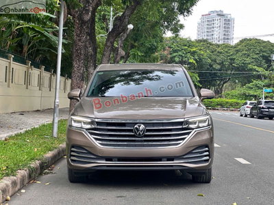 Xe Volkswagen Viloran Luxury 2025