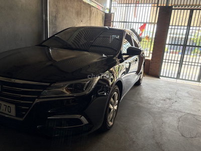 MG MG5 Đen Thể thao