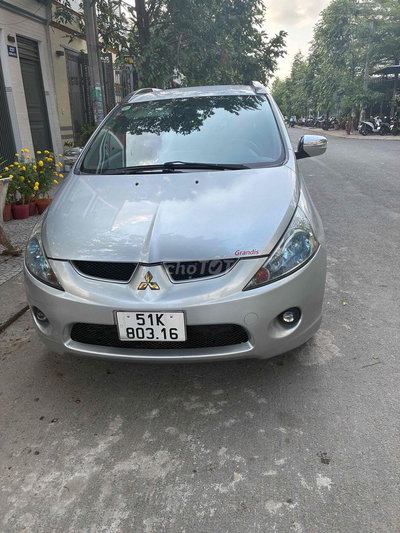Mitsubishi Grandis 2009 2.4AT Bạc