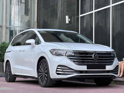 Volkswagen Viloran Luxury 2024 11.000 km