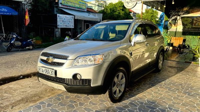 Chevrolet Captiva LTZ Bạc