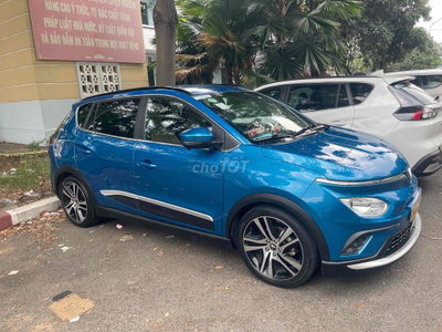 Xe điện VinFast VF e34 Xanh